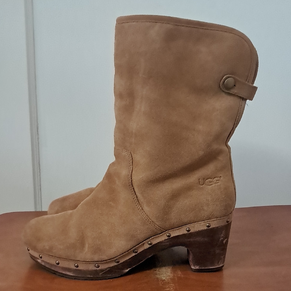 UGG Women's Suede Boots